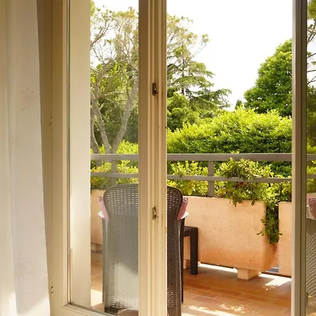 Lina Apartment *