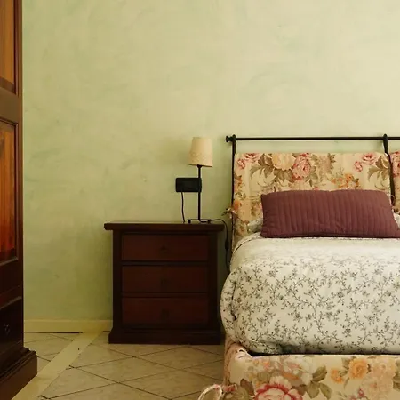 Lina Apartment *